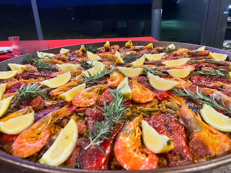 Livraison paella anniversaire Montpellier